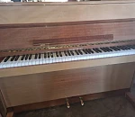 Rippen Upright Piano #73567