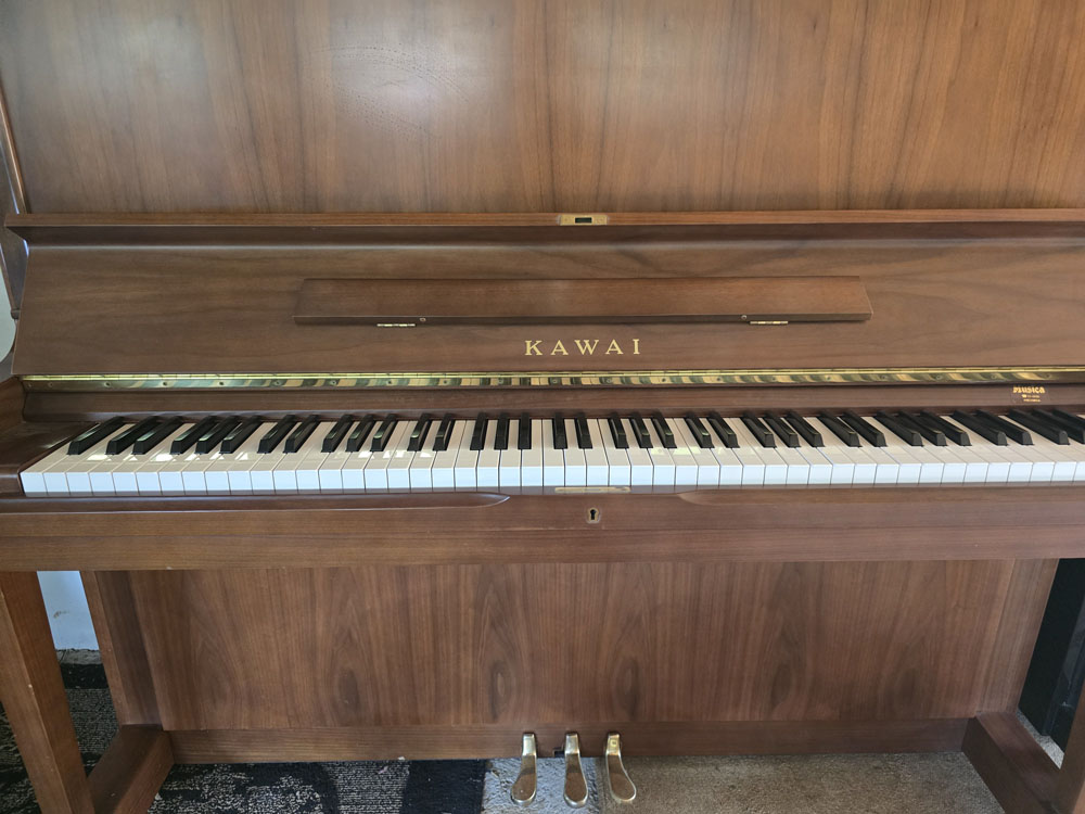 Kawai Upright Piano 1894875